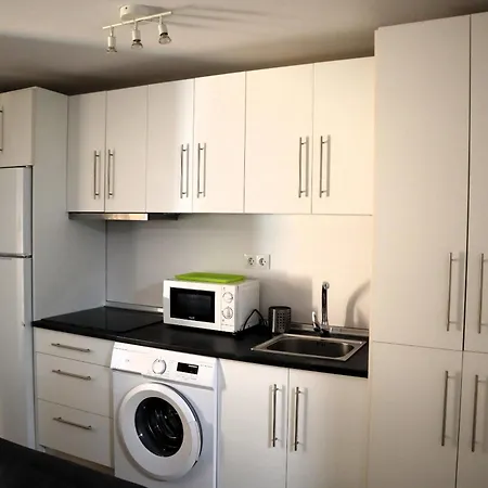 Merced10 1a Apartamento